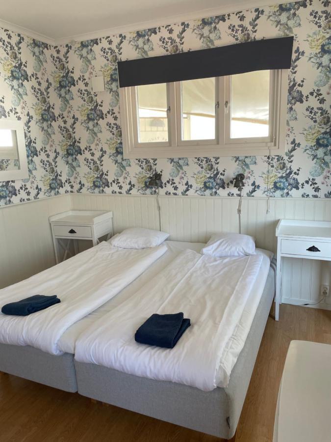 Pensionat Bryggan Smogen Bagian luar foto
