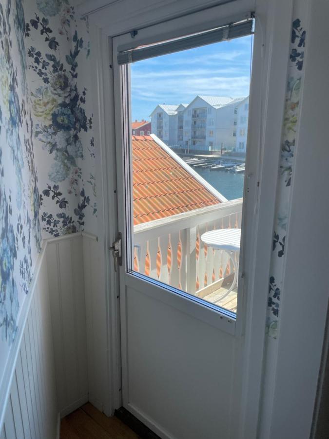 Pensionat Bryggan Smogen Bagian luar foto